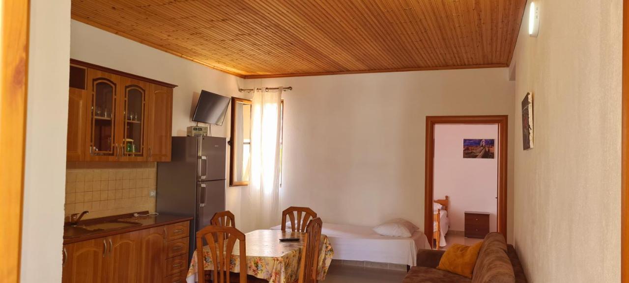 Apartment Celaj Velipojë Extérieur photo